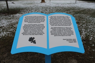 Plaques and Engraving Photo